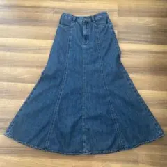 GU ライトデニムフレアマキシスカート S 67ブルー