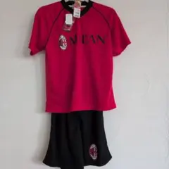 新品　ACミラン 赤 Tシャツ ショートパンツ 150cm