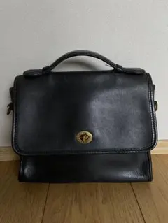 オールドコーチ　レザー ハンドバッグ ターンロック