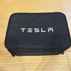 【Tesla純正】トレーラーヒッチ レシーバー ケース付き Tesla純正】トレーラーヒッチ レシーバー ケース付き - メルカリ