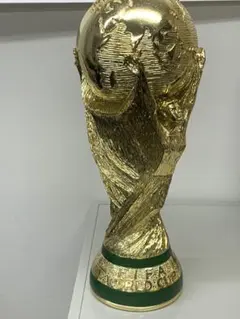 2002 FIFA World Cup 記念トロフィー フィギュア - メルカリ
