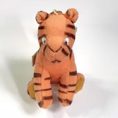 クラシックプー ティガー ぬいぐるみ キーチェーン バッジ ディズニーリゾートのサムネイル