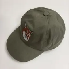 メゾンキツネ刺繍入りベースボールキャップ カーキ - メルカリ