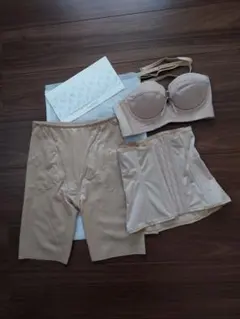 ハグブライダル☆ブライダルインナー　補正下着　B70