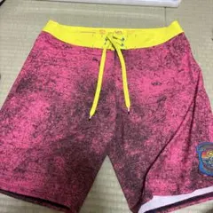 RVCA 水着 32 ピンクとイエロー