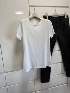 リーボック&UNIQLO パンツセットアップ 白✖️黒 Lサイズ程度のサムネイル