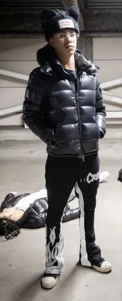 creef フレアスウェットパンツ - メルカリ