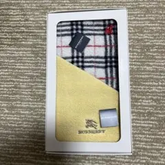 BURBERRY チェック柄 ハンカチ イエロー の２枚セット。