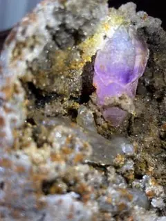水入りスーパーセブン天然石 原石 置物 木製台座付き - メルカリ