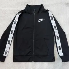 NIKE トラックジャケット 116-122cm