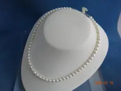 高品質　淡水真珠(約5×6㎜）　ネックレス