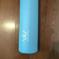 well body ヨガポール 水色