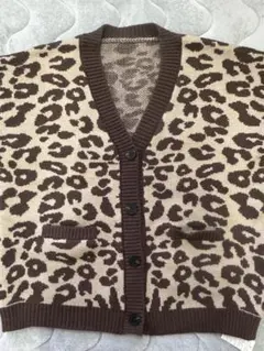 ヒョウ柄ニットカーディガン
