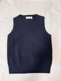 Item thumbnail for item dc516430-aa2e-47a7-ad0e-c21e9c05a577