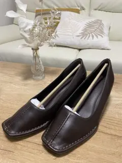 Le Lien plus ブラウン スクエアトゥアウトステッチパンプス