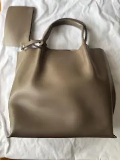美品　GIANNI CHIARINI バッグ レザー グレー　トープ系のサムネイル