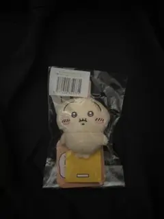 ちいかわ うさぎだらけくじ E賞 ぬいぐるみバッジ フーッ…のサムネイル