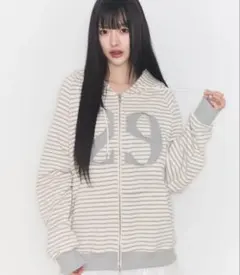 ILLIGO 129 ロゴパッチ ジップアップパーカー ストライプのサムネイル