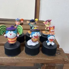 ドラえもん 25周年記念 ペットボトルキャップ 2体 - メルカリ