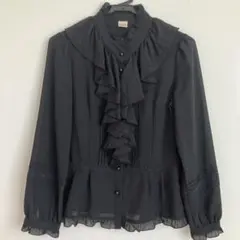 axes femme フリルブラウス ブラック