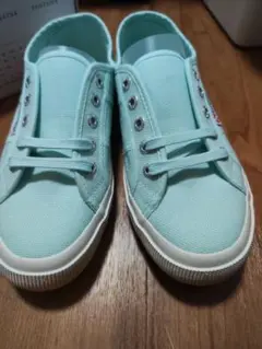 新品未使用品superga スペルガ エメラルドグリーンスニーカー 24.5cmのサムネイル