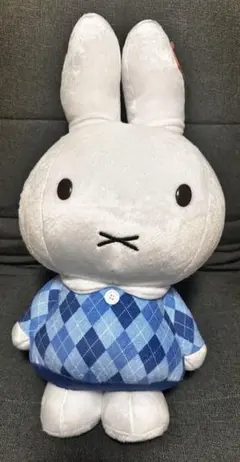 ミッフィー ぬいぐるみ　BIGサイズmiffy
