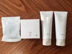 ま*ん様 あきゅらいず 優すくらぶ小＆泡石 大小　計4つセット