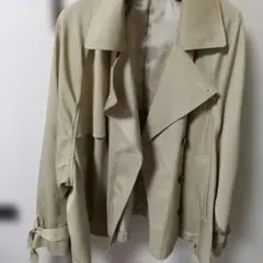 リヴドロワ美品 アモンショートトレンチ ベージュのサムネイル