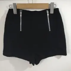 ショートパンツのサムネイル