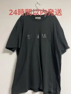 ESSENTIALS フロントロゴブラック Tシャツ Mサイズ