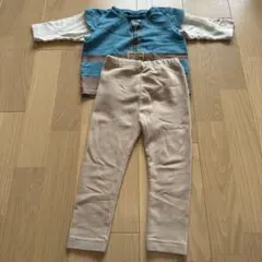 ユージーンの長袖TシャツとUNIQLOのベージュ色のレギンスのセット