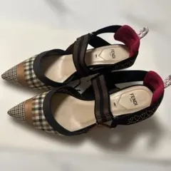FENDI チェック柄 パンプス 36.5のサムネイル