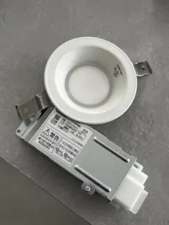 Panasonic LEDダウンライト LGD111K10NLB1のサムネイル