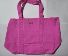 完売品 新品 GAP ピンク トートバッグ ONE SIZEのサムネイル