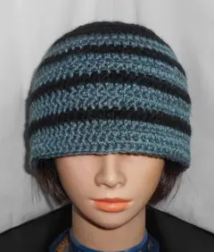 ℳ・黒／緑・少々厚手・ボーダー・クラッシャーハット・男女兼用・ハンドメイド手編