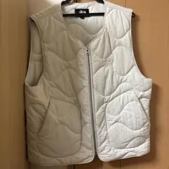 Stüssy ホワイト キルティングベスト