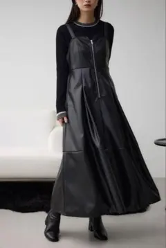 美品✨AZUL BY MOUSSY フェイクレザーZIPジャンパースカート【M】