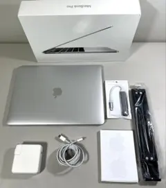 【美品】MacBook Pro 13インチ,256GB,8GB,純正フルセットのサムネイル