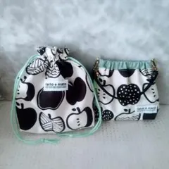 りんご柄　2点セット　巾着袋　バネ口ポーチ　ミニバック　小物入れ　コスメポーチ