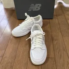 New Balance ホワイト スニーカー 22.5/Dのサムネイル