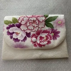 マルチケース お薬手帳や通帳入れに便利です。