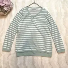 美品【イノセント】Vネックボーダーニット　セーター　長袖　Ｍサイズ 　グリーン