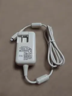 docomo ACアダプタ 05 Type-B⇒C変換器付き