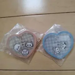 ちいかわ　キャラしゃかチャーム　グミ　RIBON ハート形アクリルキーホルダー