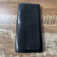 TOMMY HILFIGER ブラックレザー長財布