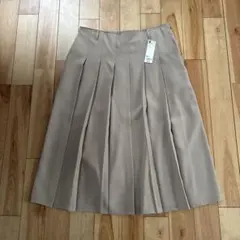 gu プリーツAラインミディスカートQ ベージュ大サイズ
