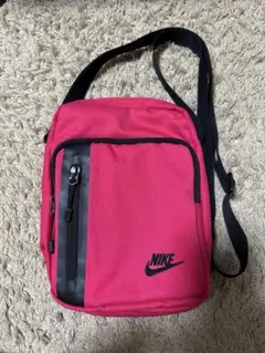 Item thumbnail for item a3d1a1a4-373c-48c4-a66f-15232c1760d2