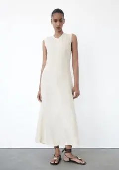 《新品未使用》リネン地　ロングワンピース（マキシ丈）