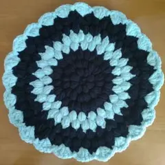 ハンドメイド 円形マット 手編み