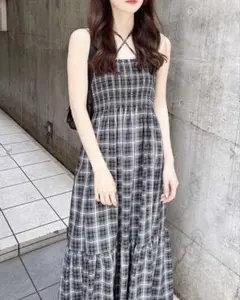 INGNI ホルターネックチェック柄シャーリングワンピース